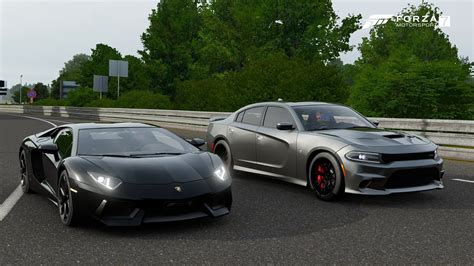 Forza Drag Race Lamborghini Aventador Vs Dodge Charger Srt Hellcat