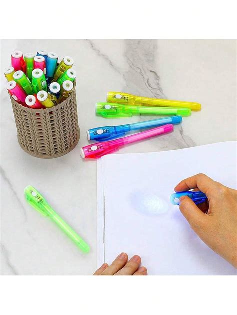 Secret Pen, UV Secret Pen, Invisible Writing, Light Reading, Boy And ...