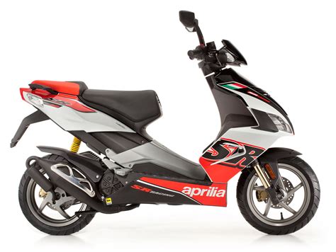 Motorrad Vergleich Beta Rr 50 Motard 2020 Vs Aprilia Sr 50 Factory I E