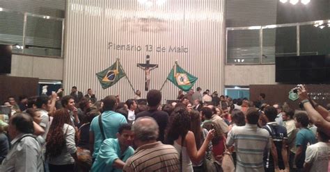 G Professores De Universidades Em Greve Ocupam Plen Rio Da Al Ce