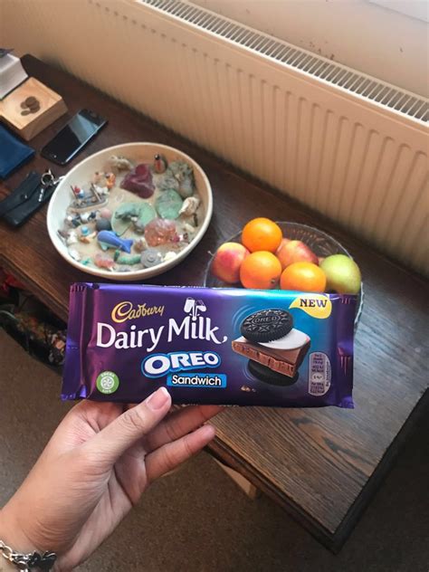 Cadbury Dairy Milk Oreo Sandwich New Food And Drinks Packaged