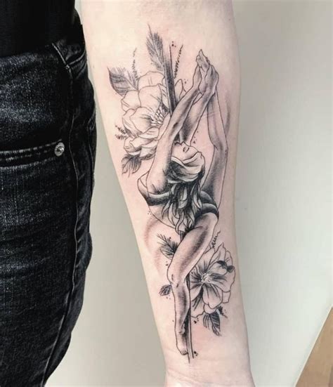 20 Unique Pole Dance Tattoos You Must Love Xuzinuo Page 10