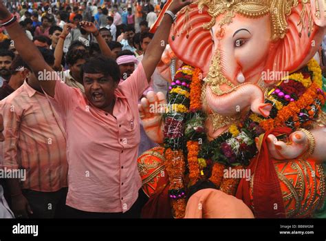 Ganesh Statue On The Beach At The Mumbai Ganesh Chaturthi Festival