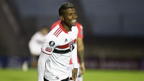 S O Paulo Orejuela Merece Mais Oportunidades No Time Titular