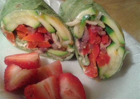 Veggie Wraps Recipe by FoodIsLife83 - Cookpad