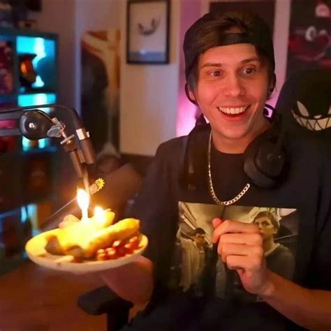 Pin de Blossom Bu en 𝑹𝒖𝒃𝒆𝒏 Rubius Rubiusomg Fotos del rubius