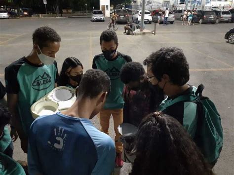 Jovens Do Miss O Calebe Se Mobilizam Para Alimentar Moradores De Rua Em