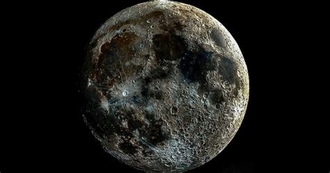 Guy Took Clearest Ever Pic Of The Moon With His Telescope, And It's ...