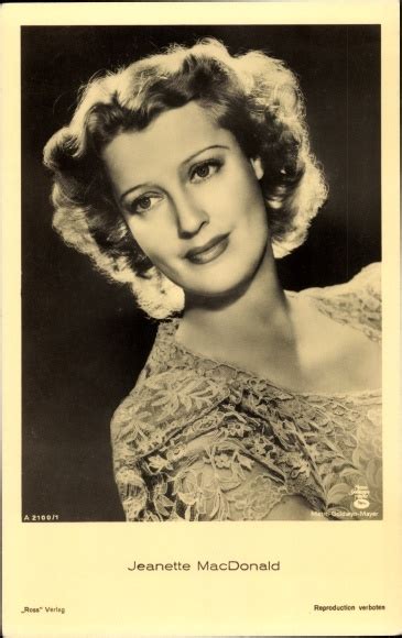 Ansichtskarte Postkarte Schauspielerin Jeanette MacDonald Portrait