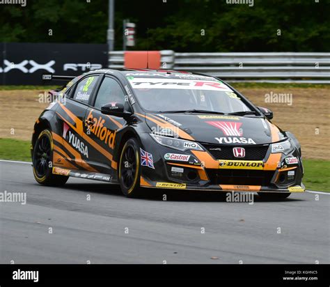 Gordon Shedden Honda Civic Type R Btcc Championship Btcc Brands Hatch Sunday 1st October