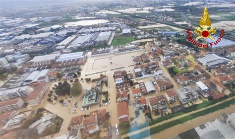 Alluvione Toscana 7 vittime accertate e 20mila senza elettricità