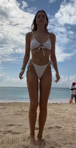 Samantha Schwartz Hot Nude Tits Influencers Gonewild