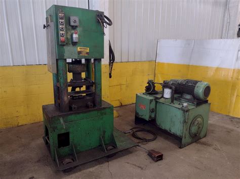 FABRILINE 88 TON Presses Hydraulic Machine Hub