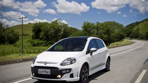 Fiat Punto T Jet Comprova Origem Italiana No Teste De DNA