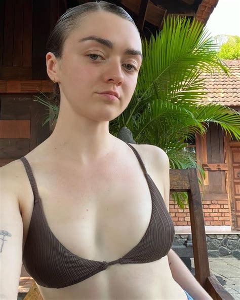 Birthday Bikini Top Ig April Maisiewilliams Maisie Williams