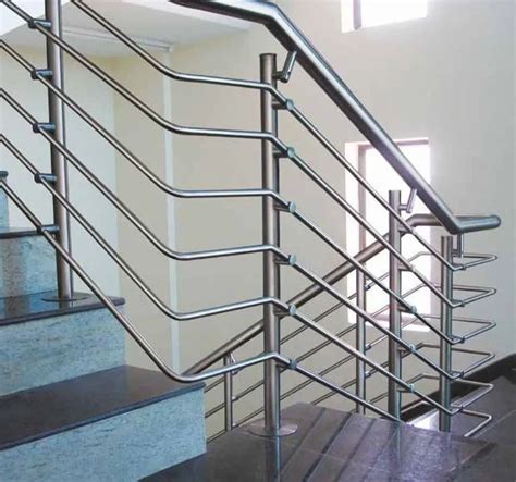 Silver Stairs Stainless Steel Staircase Railing For Home And Offices