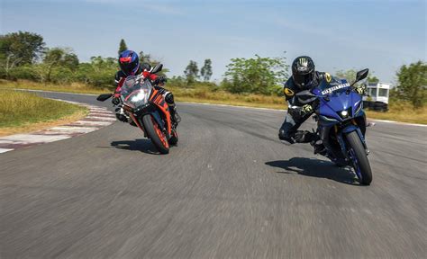 Yamaha Yzf R V Vs Ktm Rc Fast And Curious