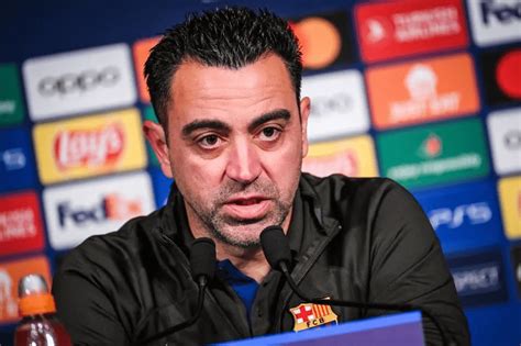 Xavi muda discurso de empresário sobre saída de Vitor Roque