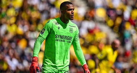 Fc Nantes Mercato C Est Officiel Pour La Prolongation De Lafont