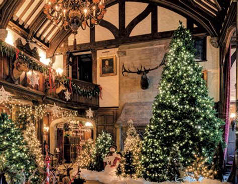 Turn a Page on a Storybook Christmas at Stan Hywet’s Deck the Hall