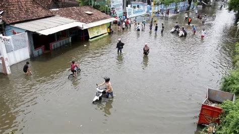 Banjir Siantang Kalbar Desa Terendam Diperkirakan Makin Meluas