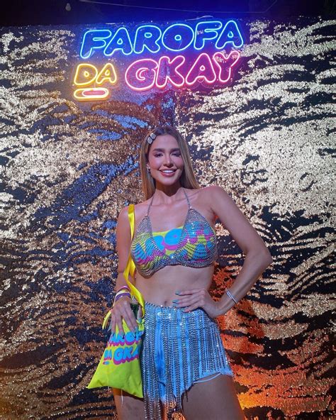 Farofa da GKay Confira os looks da terceira e última noite de festa