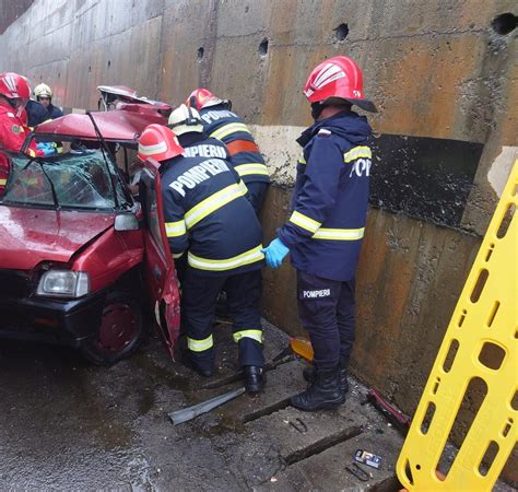 Încă un accident pe șoseaua morții din Banat Trafic blocat pe DN6