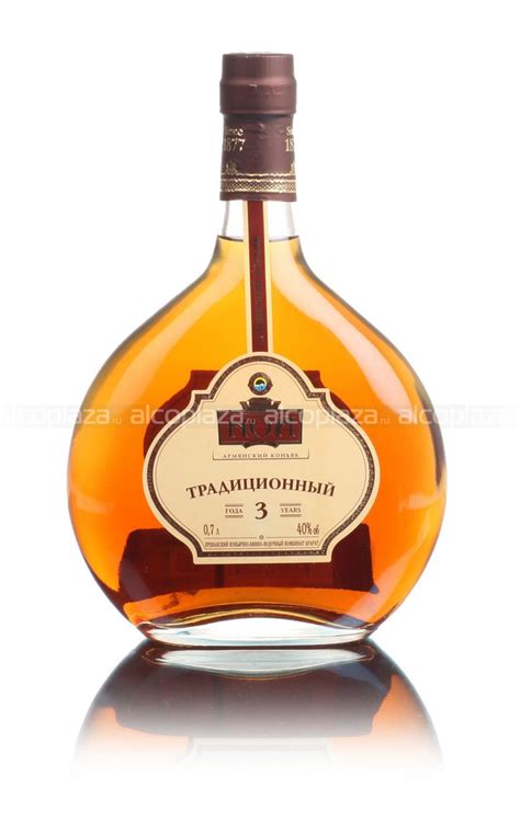 Армянский коньяк Ной Традиционный трехлетний 0.7 л купить - цена