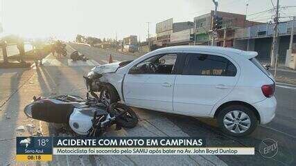 Motociclista fica ferido após colidir carro e ser arremessado na