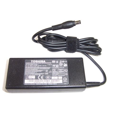 Блок питания для ноутбука Toshiba 15V/6A 6.3x3.0, за 1500 р. купить в ...