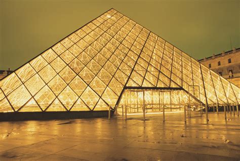 El Museo del Louvre alberga algunas de las obras de arte más ...