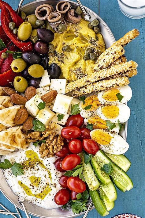 Meze Platte Greek Meze Food Platters Mediterranean Recipes