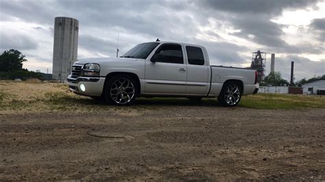 Lowered Gmc Sierra 22 Snowflake Wheels Youtube