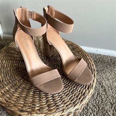 TOP Moda Shoes Top Moda Nude Strappy Heels In Size 75 Poshmark