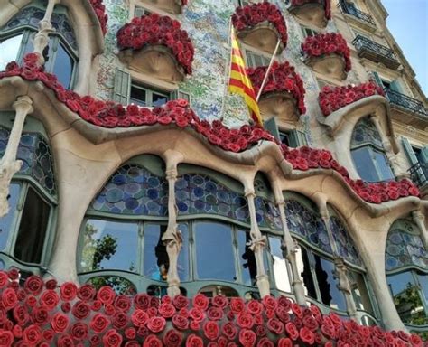 Ja heu vist lespectacular mapping de la Casa Batlló daquest any