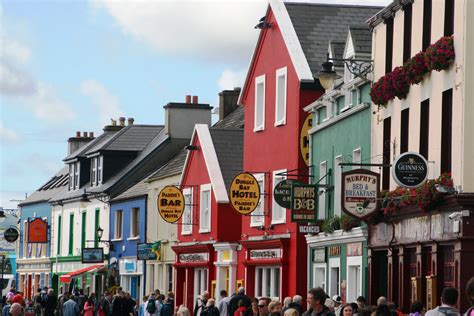 Dingle Town, Ireland Ireland, Towns, Mansions, House Styles, Home Decor, Decoration Home, Manor ...