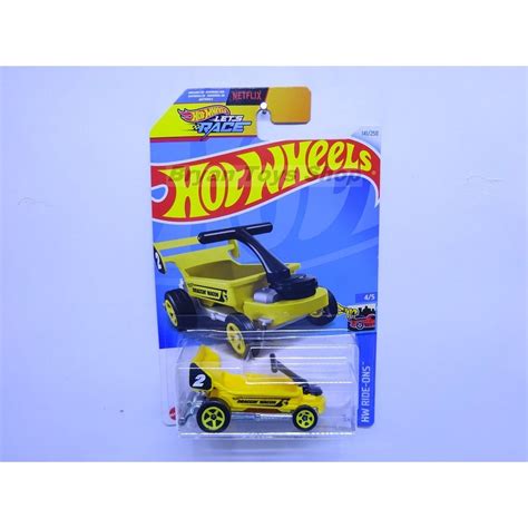 Hot Wheels Th Reg Draggin Wagon Yellow Shopee Malaysia