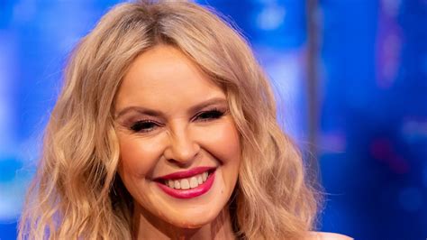 Kylie Minogue Blows Fans Away With Sky High Legs In Daring Mini Dress