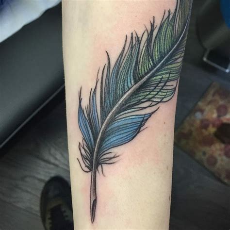 101 Latest Feather Tattoo Designs For 2024