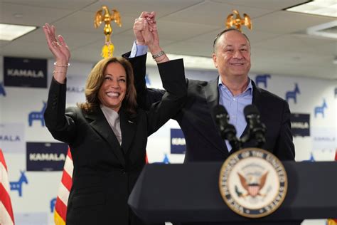 Kamala Harris Lanza V Deo De Campa A Con Lema Libertad Y M Sica De