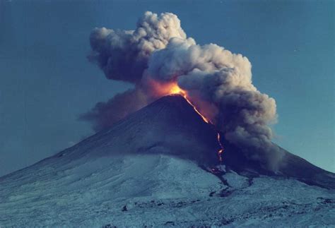 ⇜Вулкан Ключевская сопка Россия Klyuchevskaya Sopka Volcano Russia⇜