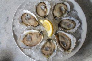 Raw Bars In Philly For Eating Shrimp Cocktail And Plenty Of Oysters