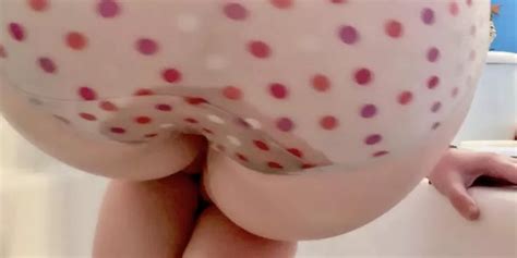 I Made A Mess Nudes Pee NUDE PICS ORG