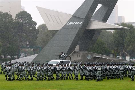 La Reinvención De La Guardia Nacional Las Claves Sobre Su Traslado A