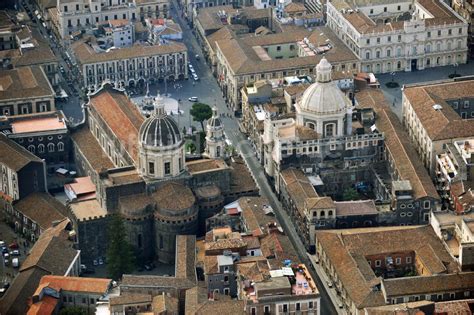 Luftaufnahme Catania Sizilien Sehensw Rdigkeiten In Catania Auf