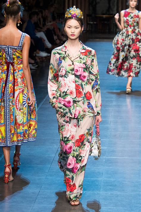 Fashion Runway Dolceandgabbana Spring 2016 Ready To Wear Collection Cool Chic Style Fashion