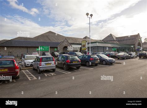 Asda Car Park Hi Res Stock Photography And Images Alamy