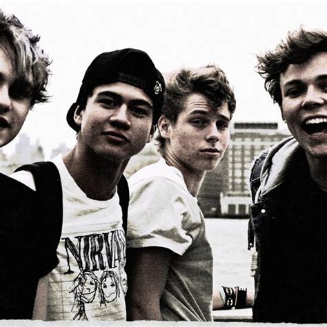 8tracks Radio 5 Seconds Of Summer Unplugged 8 Songs Free And