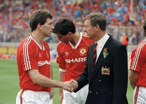 Robbo And Fergie In 1990 Manchester United Legends Manchester United