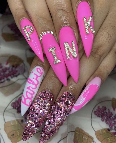 Al Mejor Estilo De Barbie Prueba Este Envidiable Nail Art Con